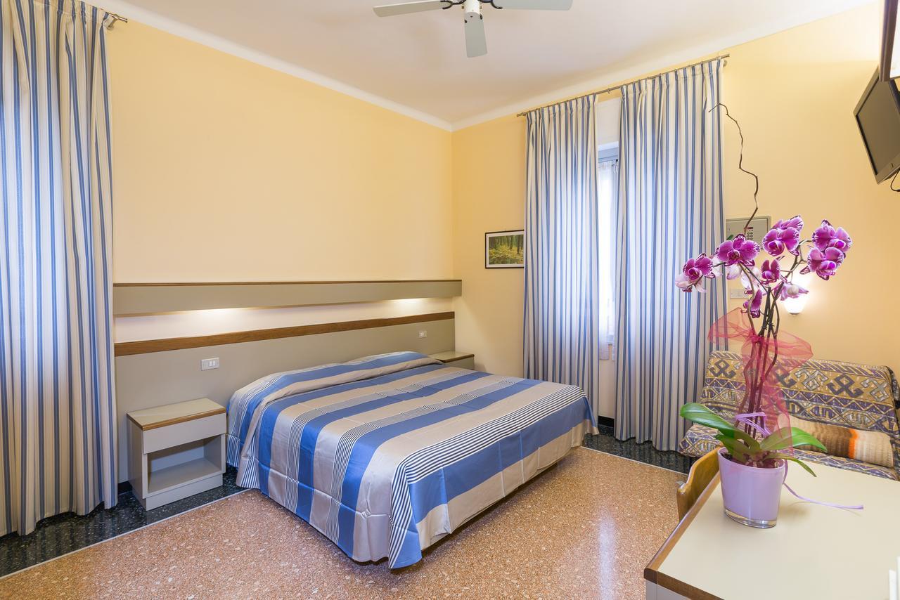 Hotel Villa Delibera Varazze Ngoại thất bức ảnh
